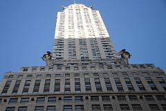 09 Chrysler Building From Street Below
